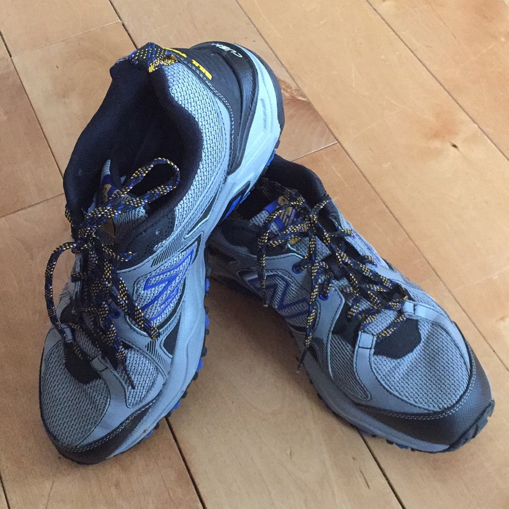 New Balance - Picture 3 of 5